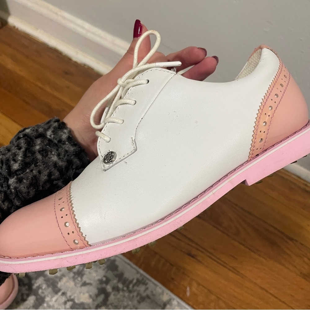 G/FORE WOMEN'S CAP TOE GALLIVANTER GOLF SHOE - Picture 6 of 8